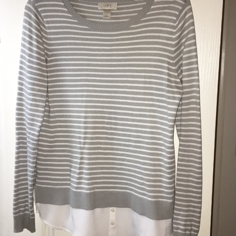 Women’s dressy/casual sweater